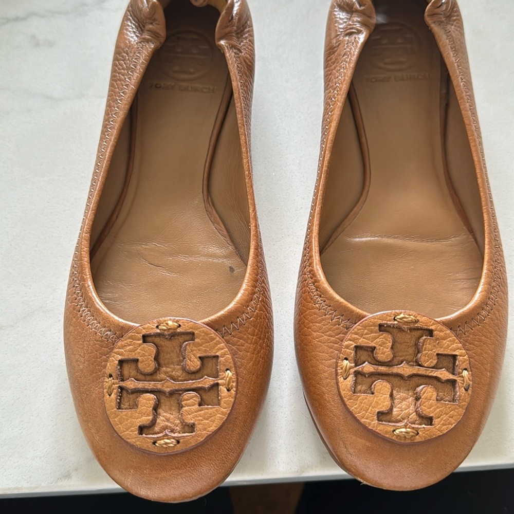 Tory Burch tan leather ballet flats size 7.5